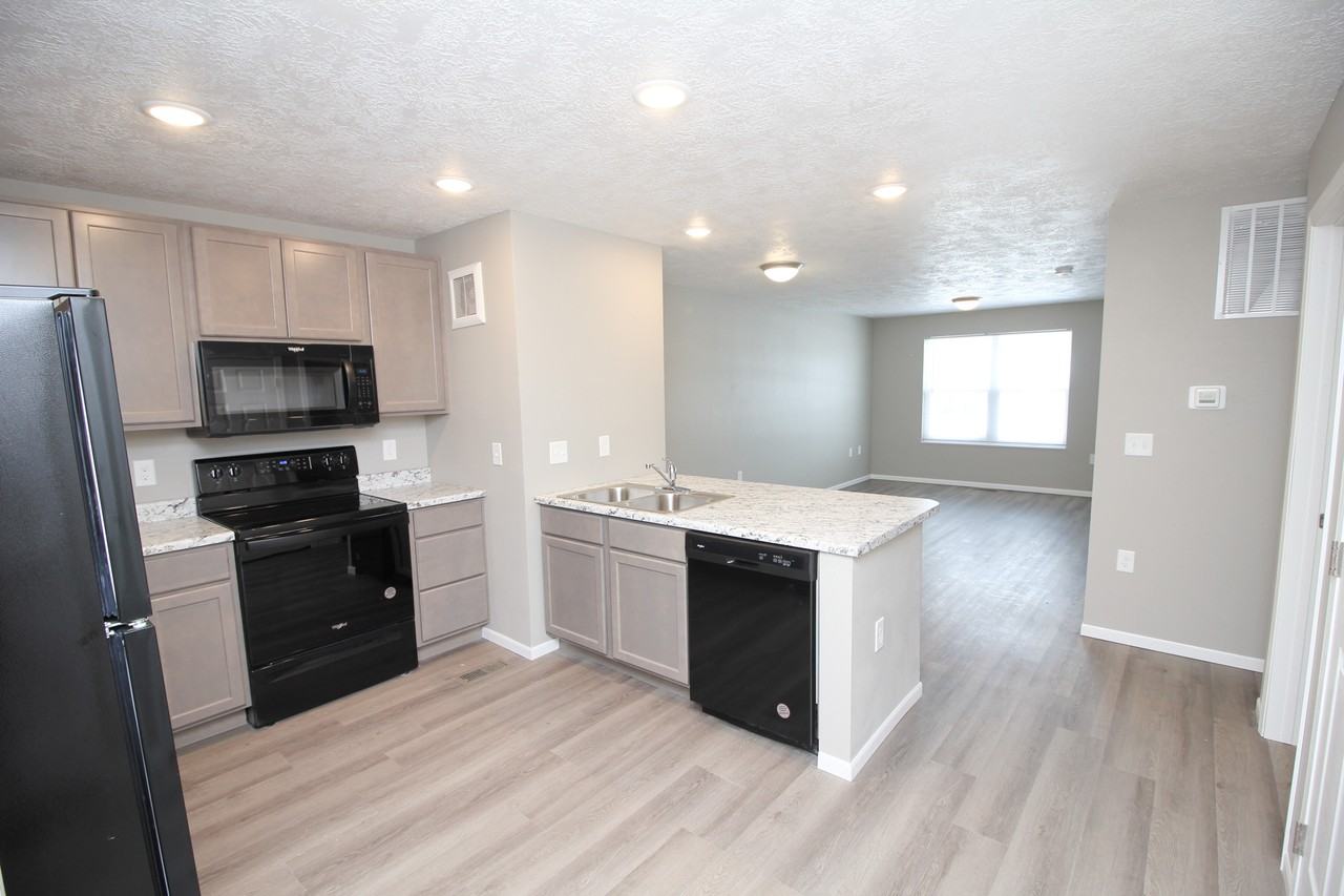 Vineyard Heights Apartments - Photo 3 of 50