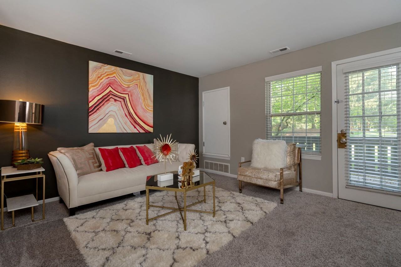 Fairlane Meadow Apartments and Townhomes - Photo 7 of 21