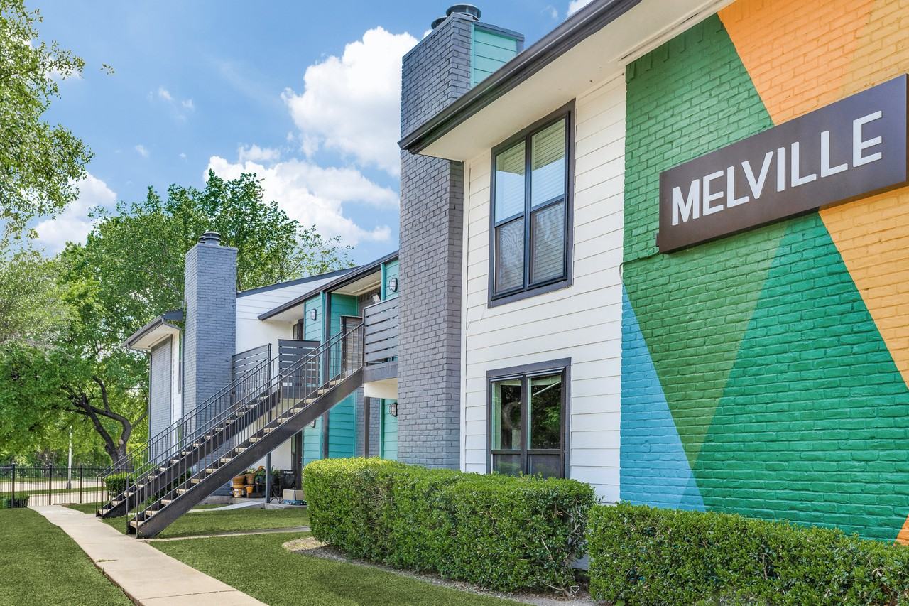 Melville - Photo 5 of 50