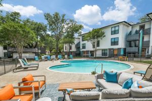 featured image of 11201 E Lake Highlands Dr