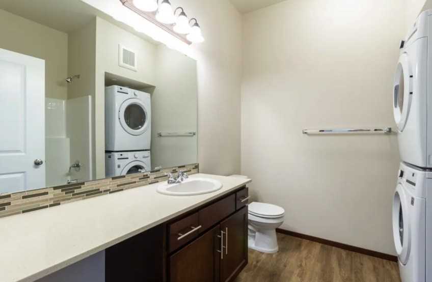 Grafton Place Apartments - Photo 3 of 23