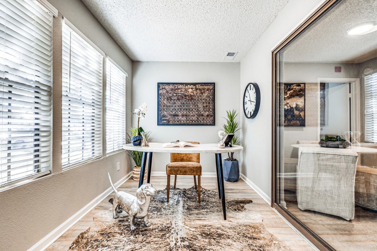 Raleigh At Towne Crossing - Photo 2 of 50