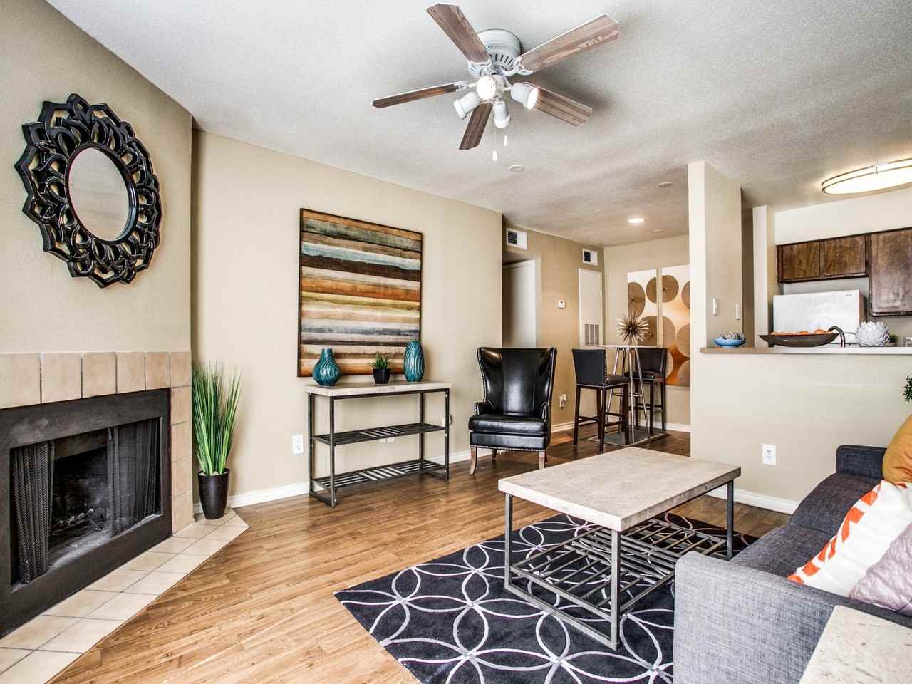 Mesquite Village Apartments - Photo 6 of 16