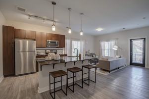 featured image of 414 Benson Ave Ne