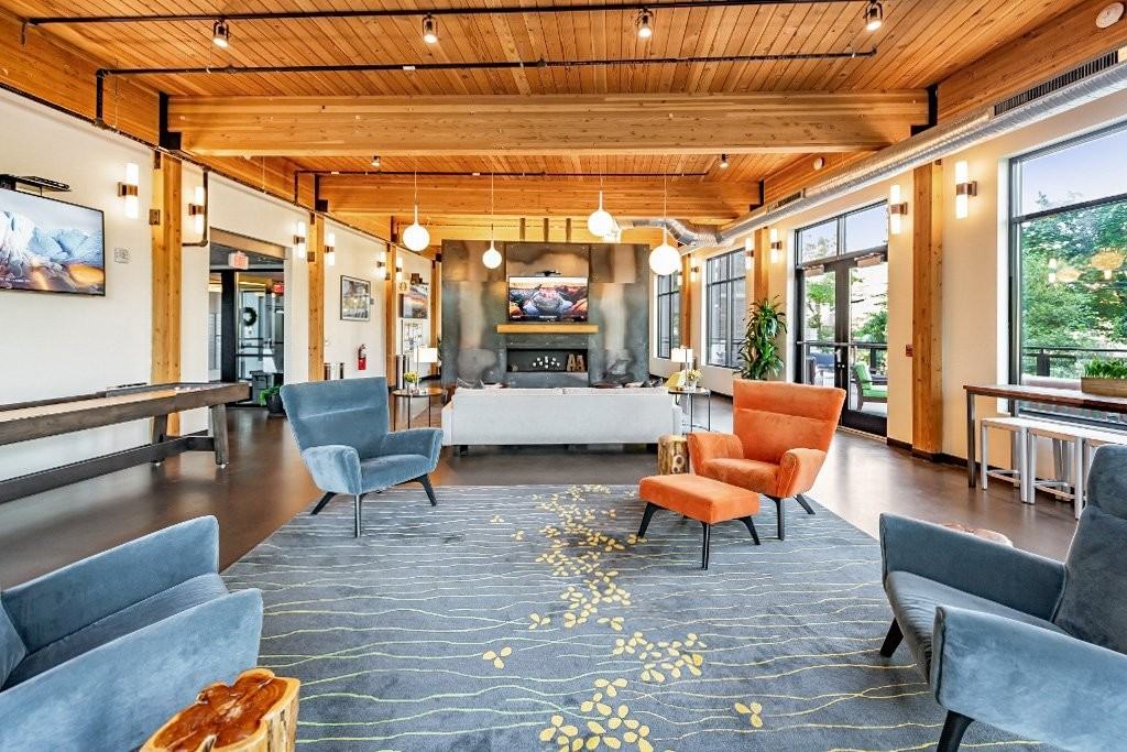 618 South Main Apartments - Photo 7 of 13