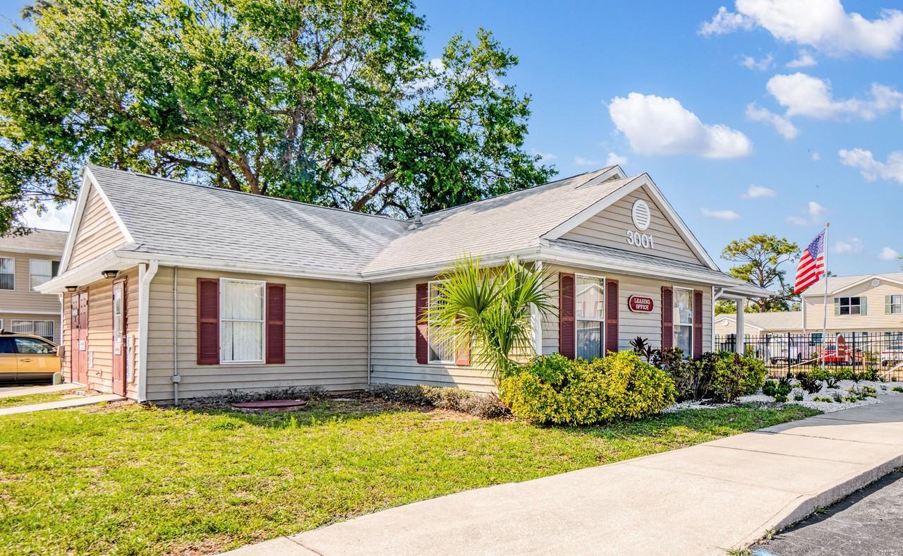 Sabal Palms - Photo 7 of 17