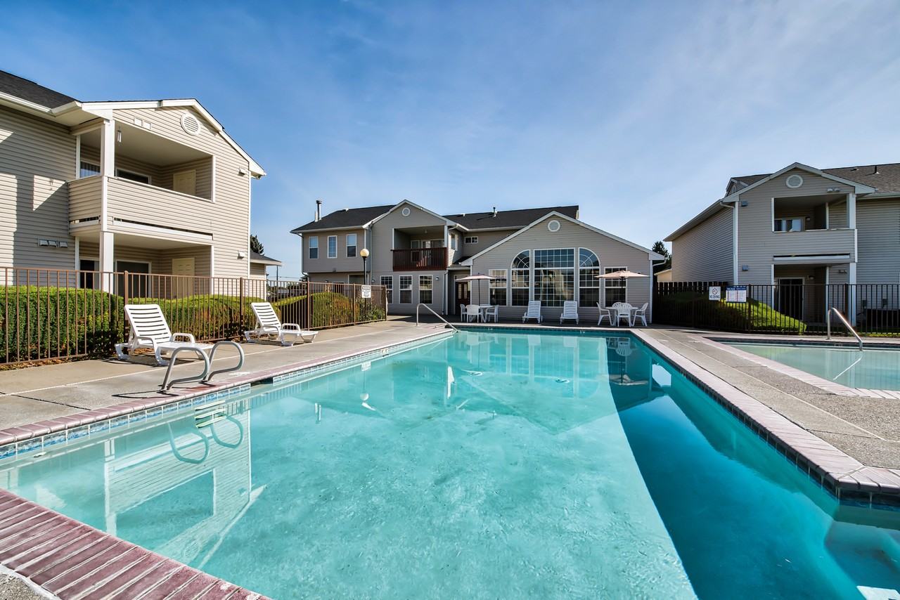 Cornerstone Apartments - Photo 7 of 10