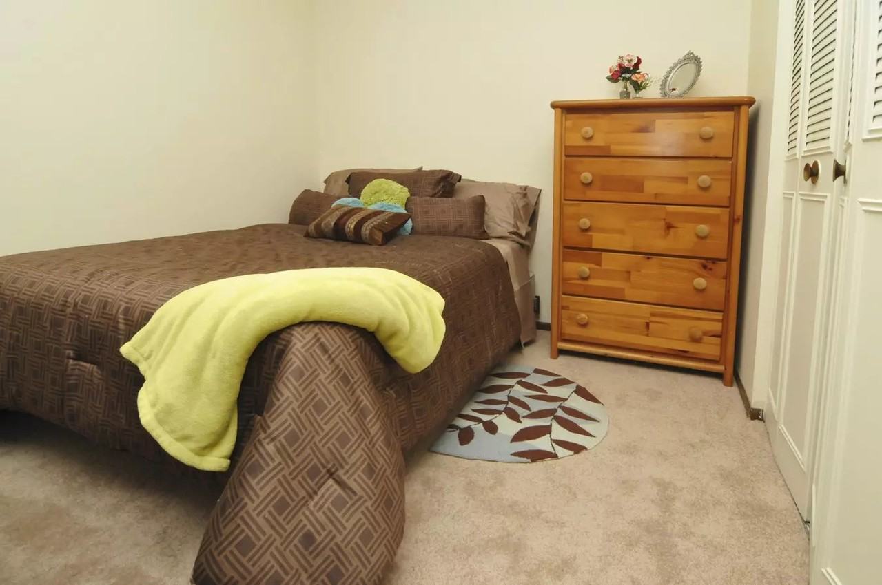 Allen House Apartments - Photo 5 of 28