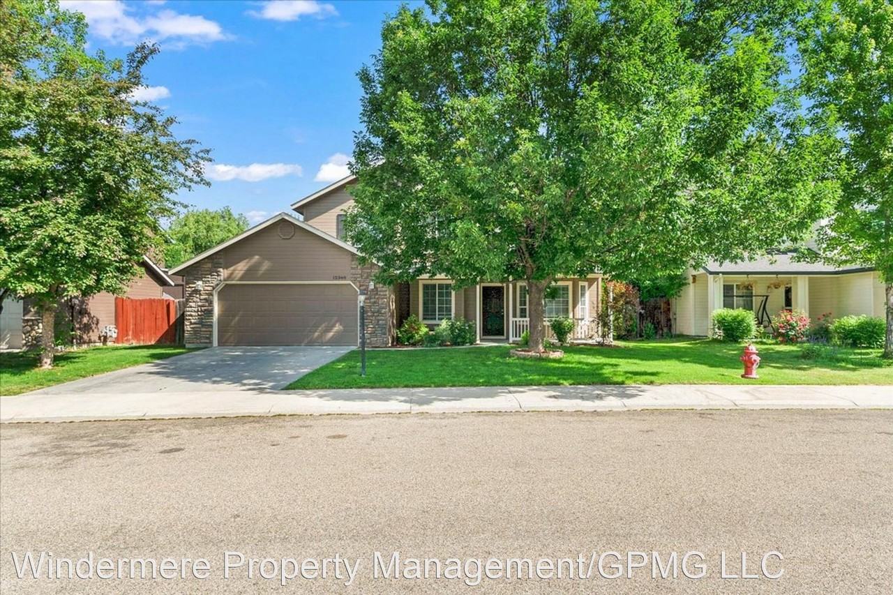 12348 W Abram Dr - Photo 2 of 34