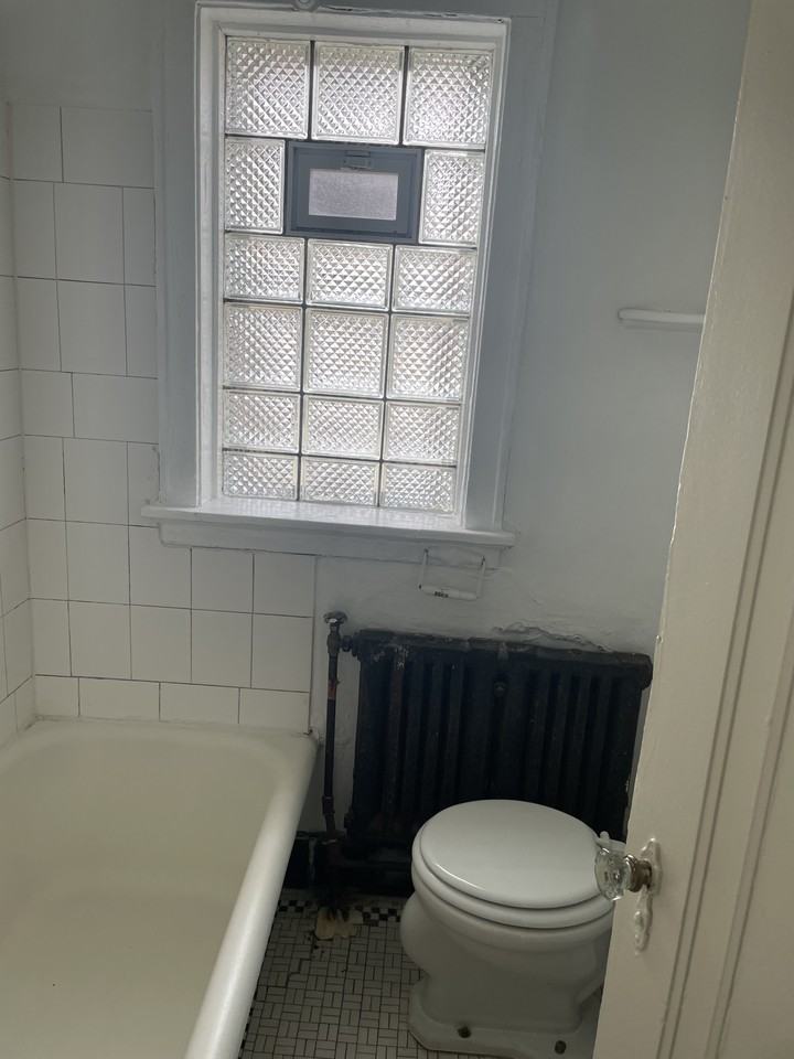 1447 N. Franklin Place - Photo 4 of 6