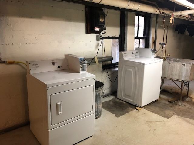 3951-55 N Farwell Ave - Photo 6 of 15