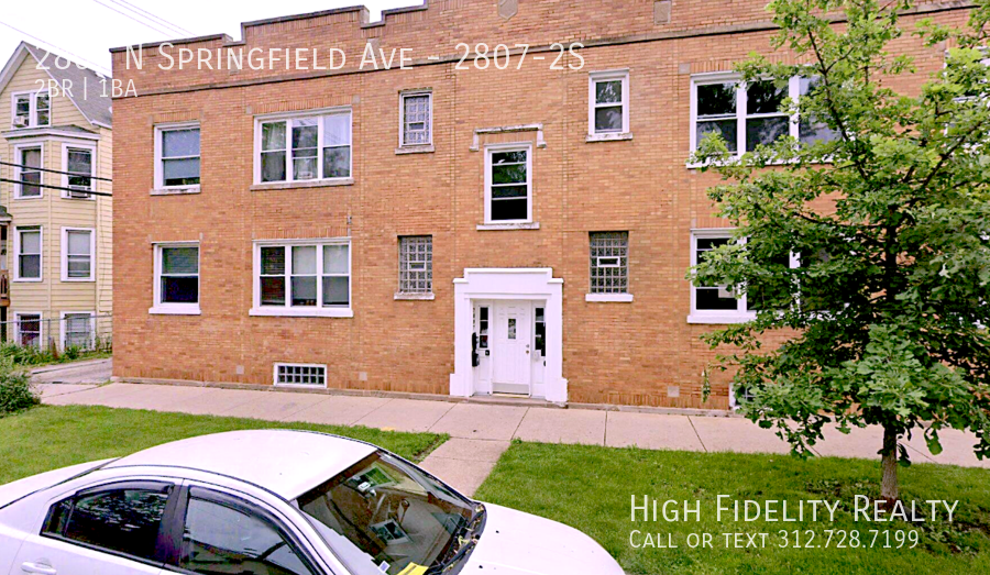 2807 N Springfield Ave