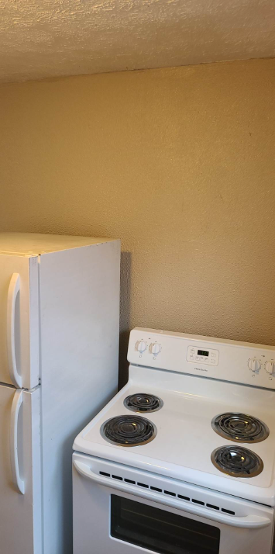 1290 Deeds Ave #C - Photo 3 of 12