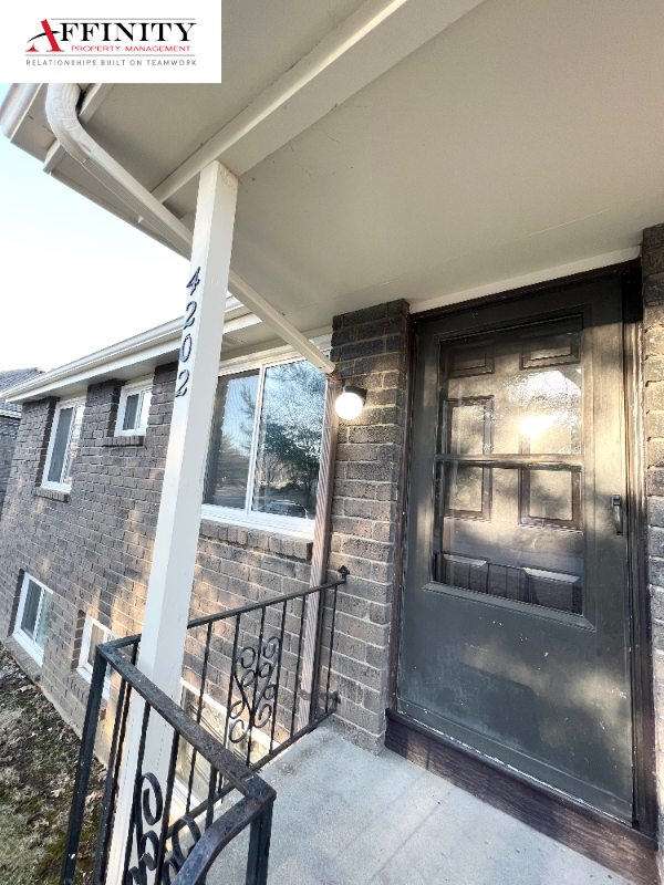 4202 Nw 57th Ter #4202 - Photo 2 of 11