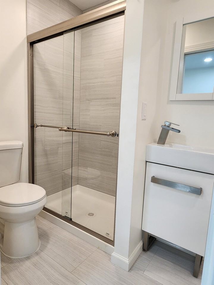 6109 Jackson St Apt 1f #1F - Photo 4 of 10