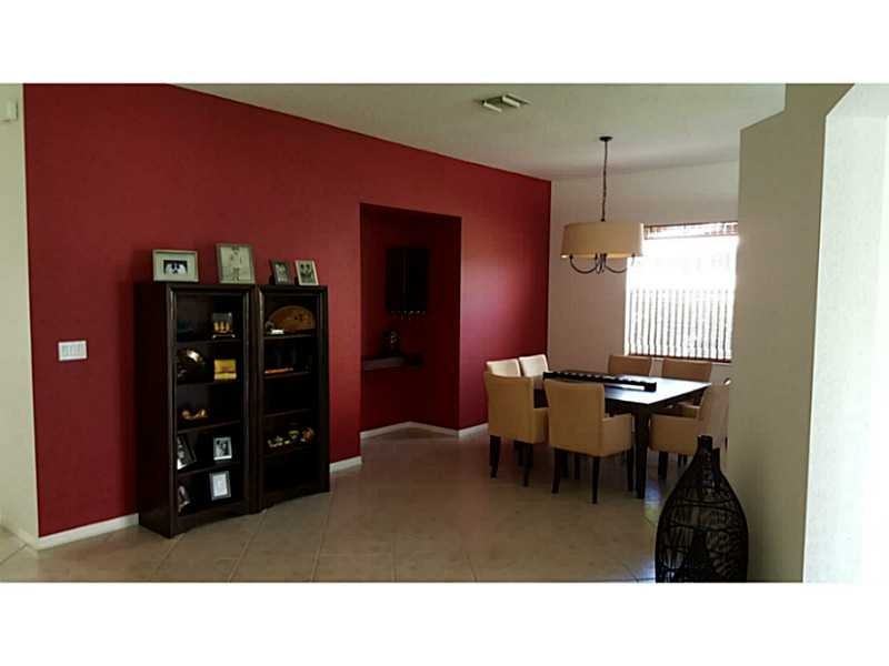 19511 whitewater avenue - Photo 3 of 11
