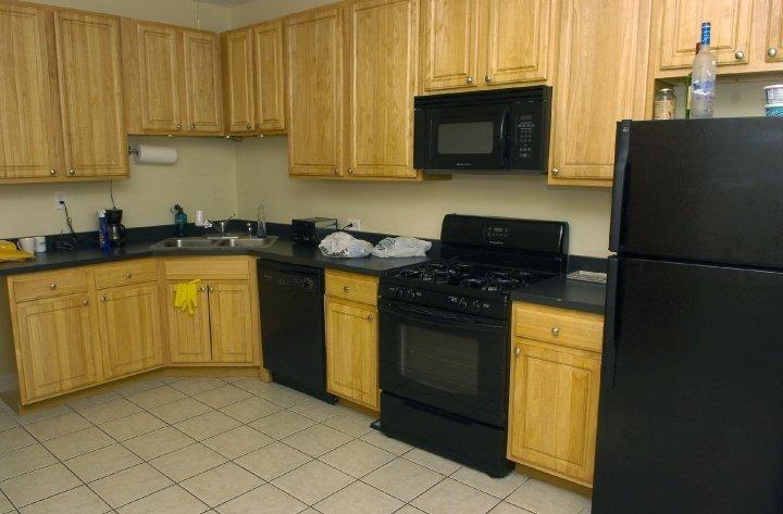 1743 W Barry Ave #CH