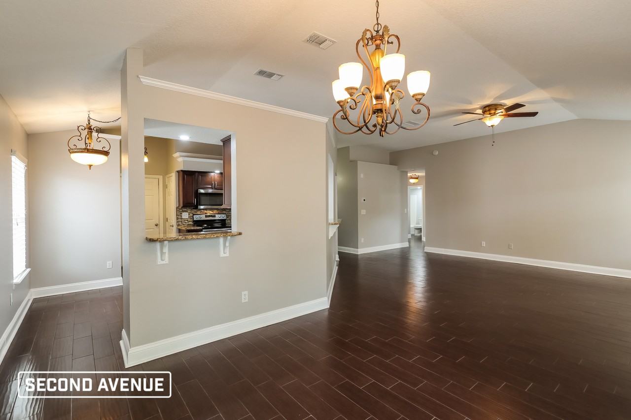 7845 Lady Smith Ln - Photo 4 of 17