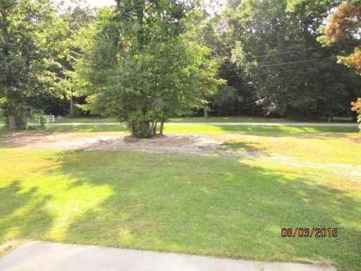 175 Riverwood Dr - Photo 3 of 13