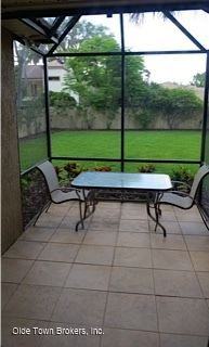 2021 E Jefferson St - Photo 3 of 14