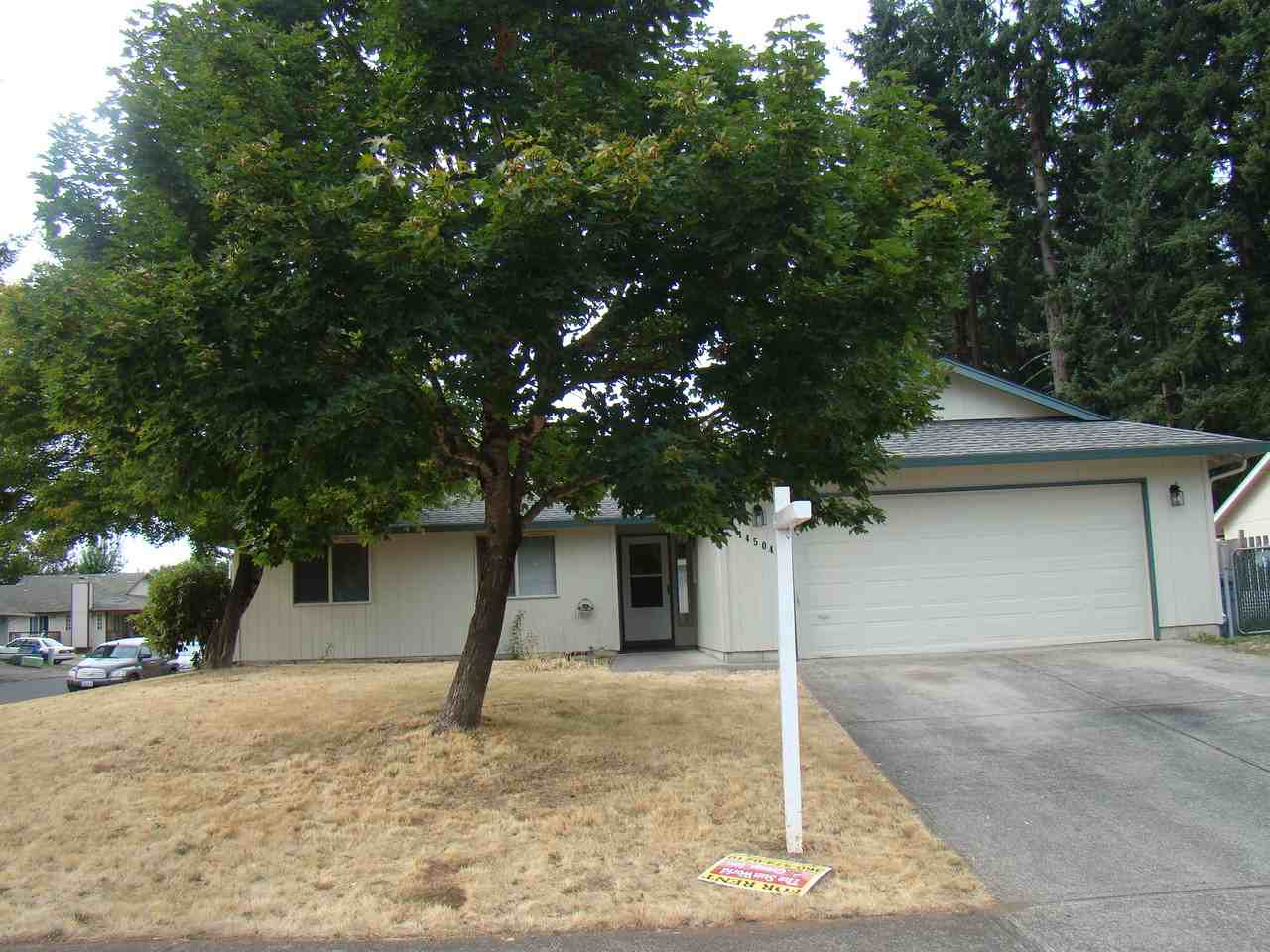 14504 NE 85th Cir - Photo 2 of 12