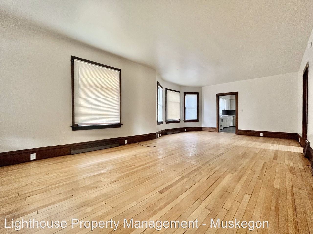 530 E Apple Ave - Photo 3 of 19
