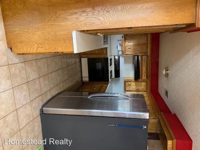 612 N 22nd St - Photo 3 of 6