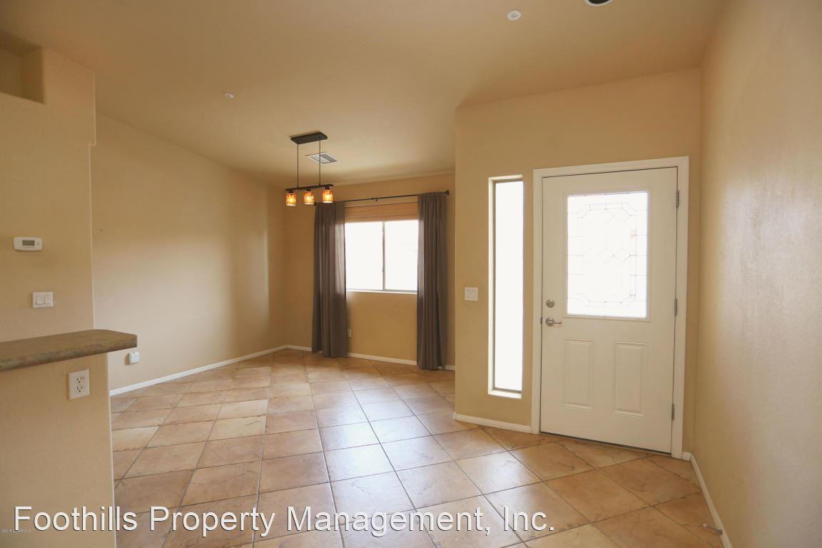 754 Skyview Lane - Photo 2 of 12