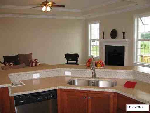 104 Applewood Ct - Photo 2 of 10