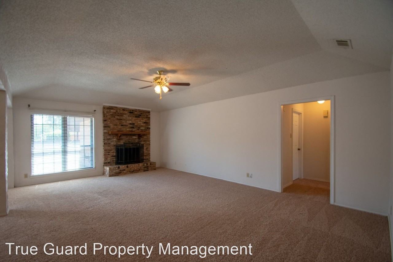 3409 Willowbrook Dr - Photo 3 of 25