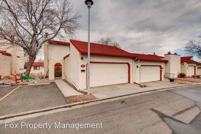 1241 Madero St - Photo 3 of 29