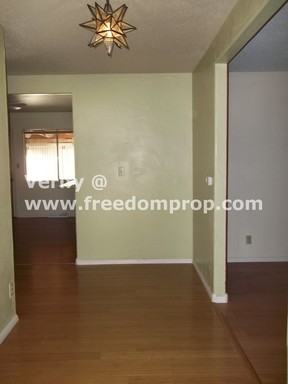 558 Village Way - Photo 3 of 19