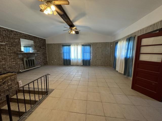 2322 W Loves Ln - Photo 2 of 9