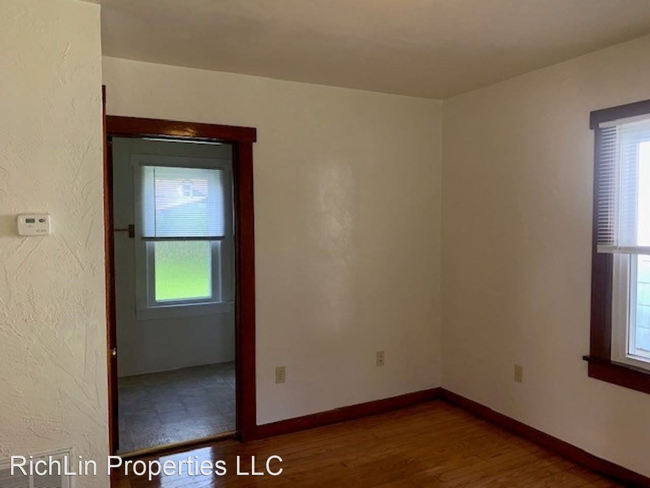 28 28 West Oak 28 West Oak - Photo 2 of 16