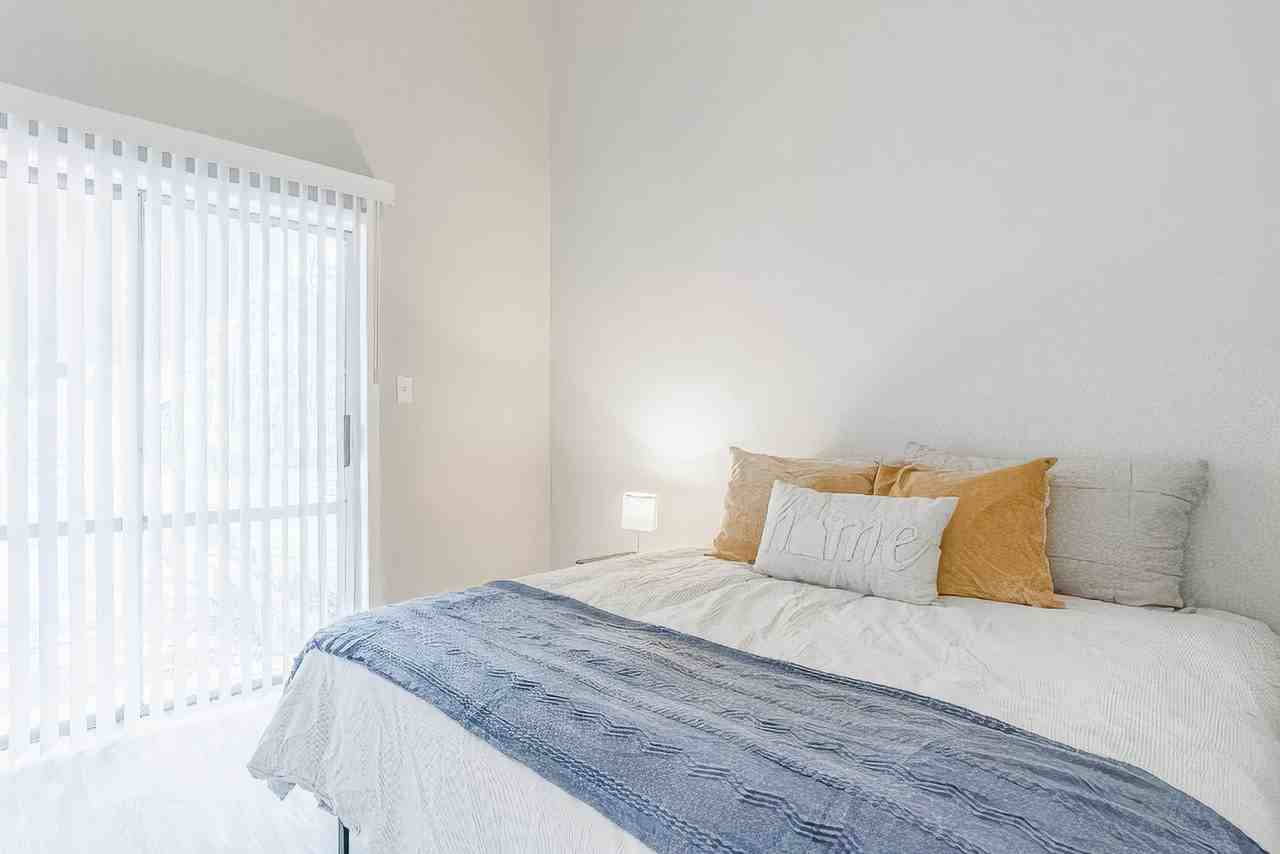 Sahara Drive Southwest - Photo 6 of 8