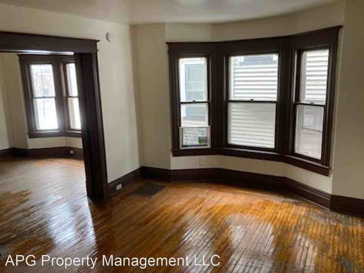 309 1/2 - 311 Frost Ave - Photo 2 of 5