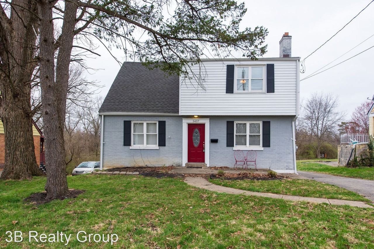 5437 Philloret Dr - Photo 3 of 41