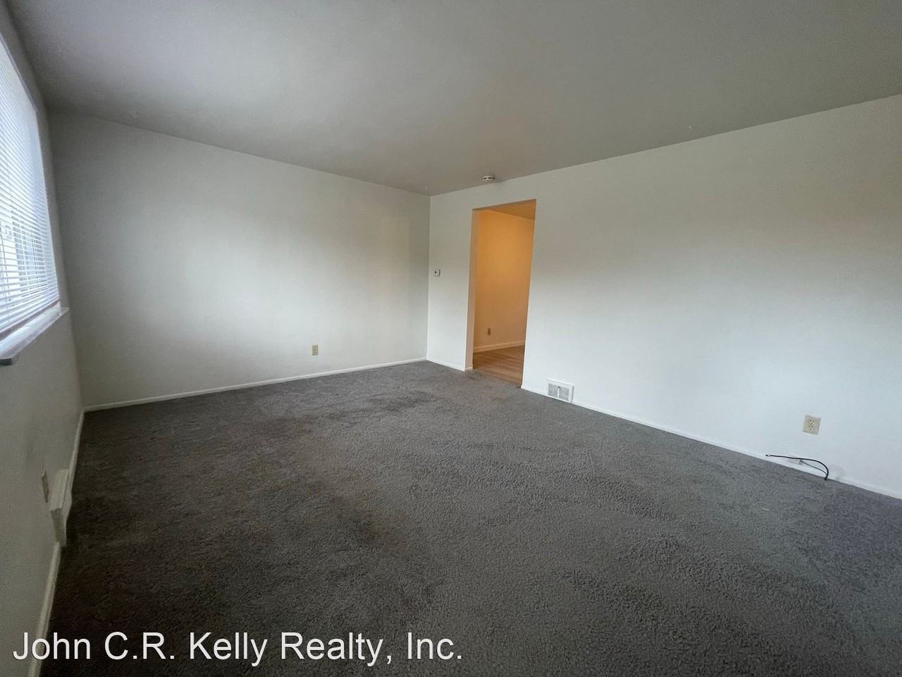 268, 270 Center Street - Photo 2 of 11
