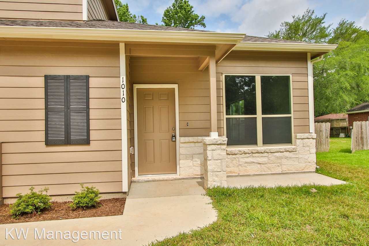 1010 Columbia River Rd - Photo 2 of 25