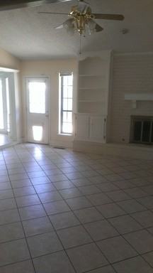 12820 Heron Ln - Photo 3 of 8