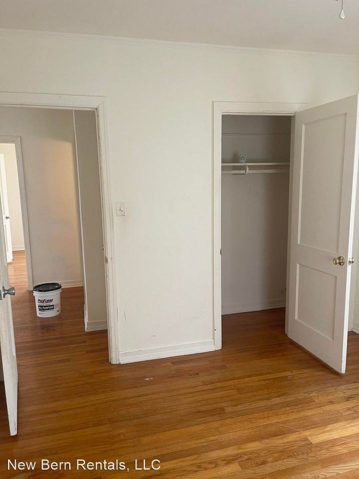 427 Bouy St - Photo 3 of 10