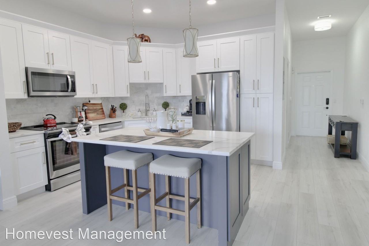1594 Common Way Rd #302 - Photo 3 of 11