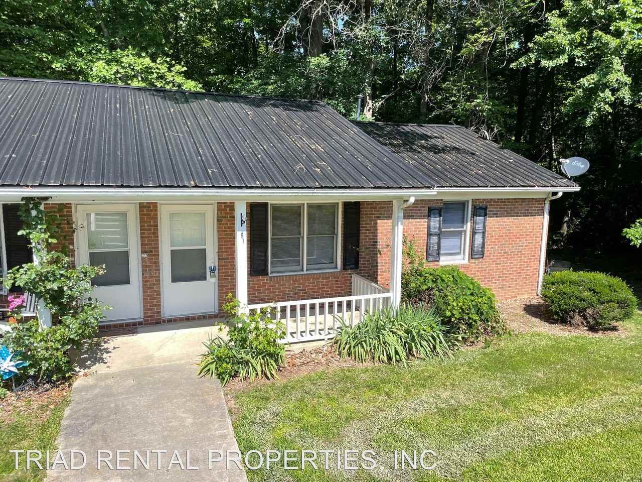 858 A-F BREEZE HILL RD - Photo 2 of 15