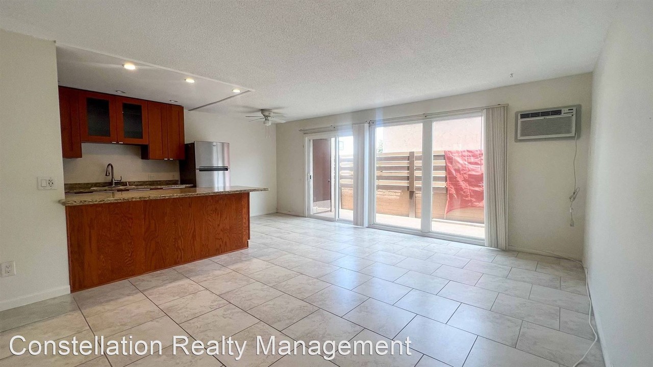 1311 Evergreen Street - Photo 2 of 11