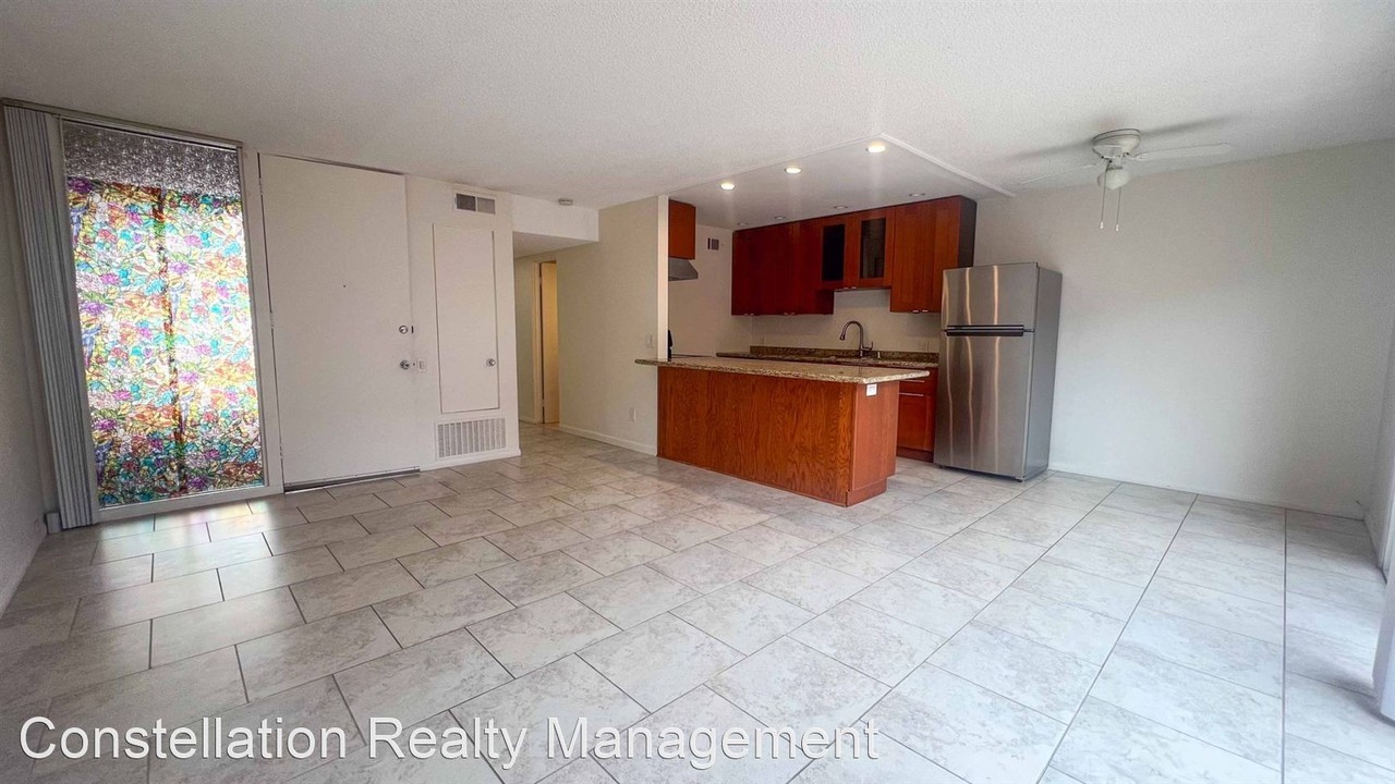 1311 Evergreen Street - Photo 3 of 11