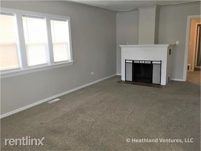 549 32nd St SE - Photo 2 of 10