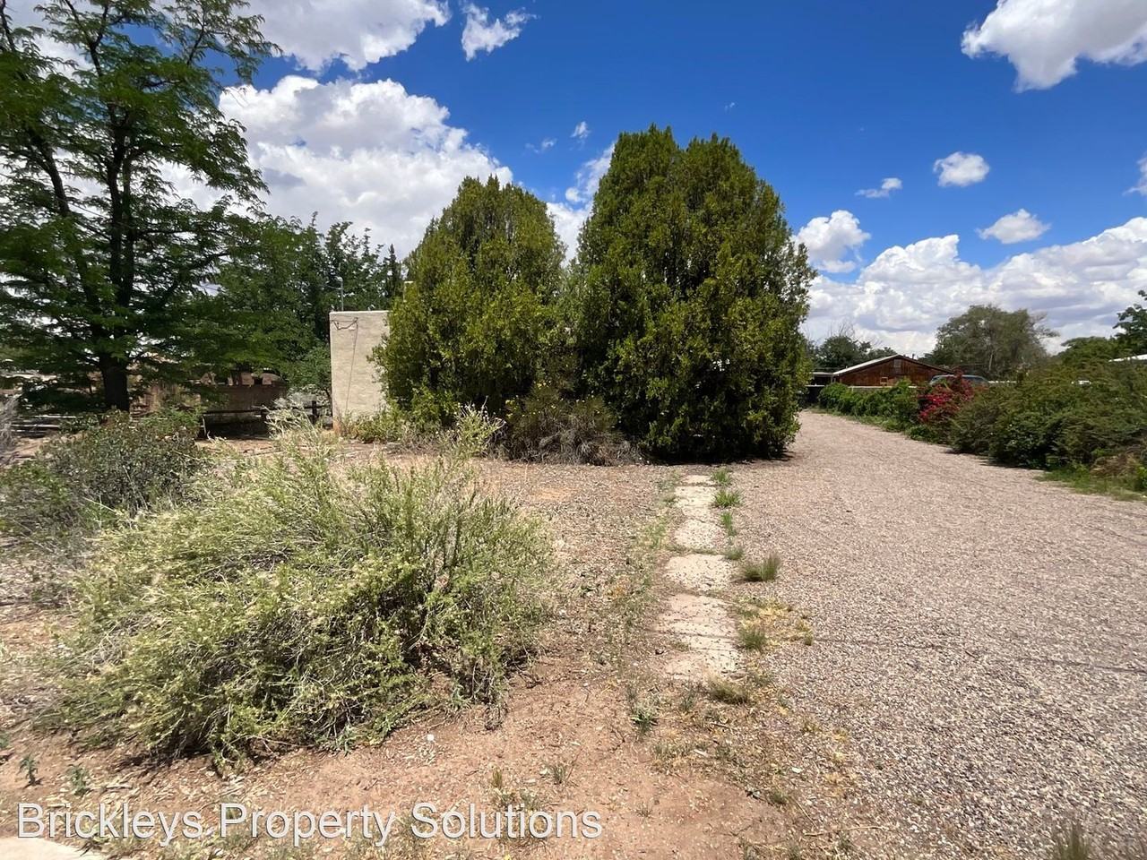 815 Fitzgerald Rd Nw - Photo 2 of 41