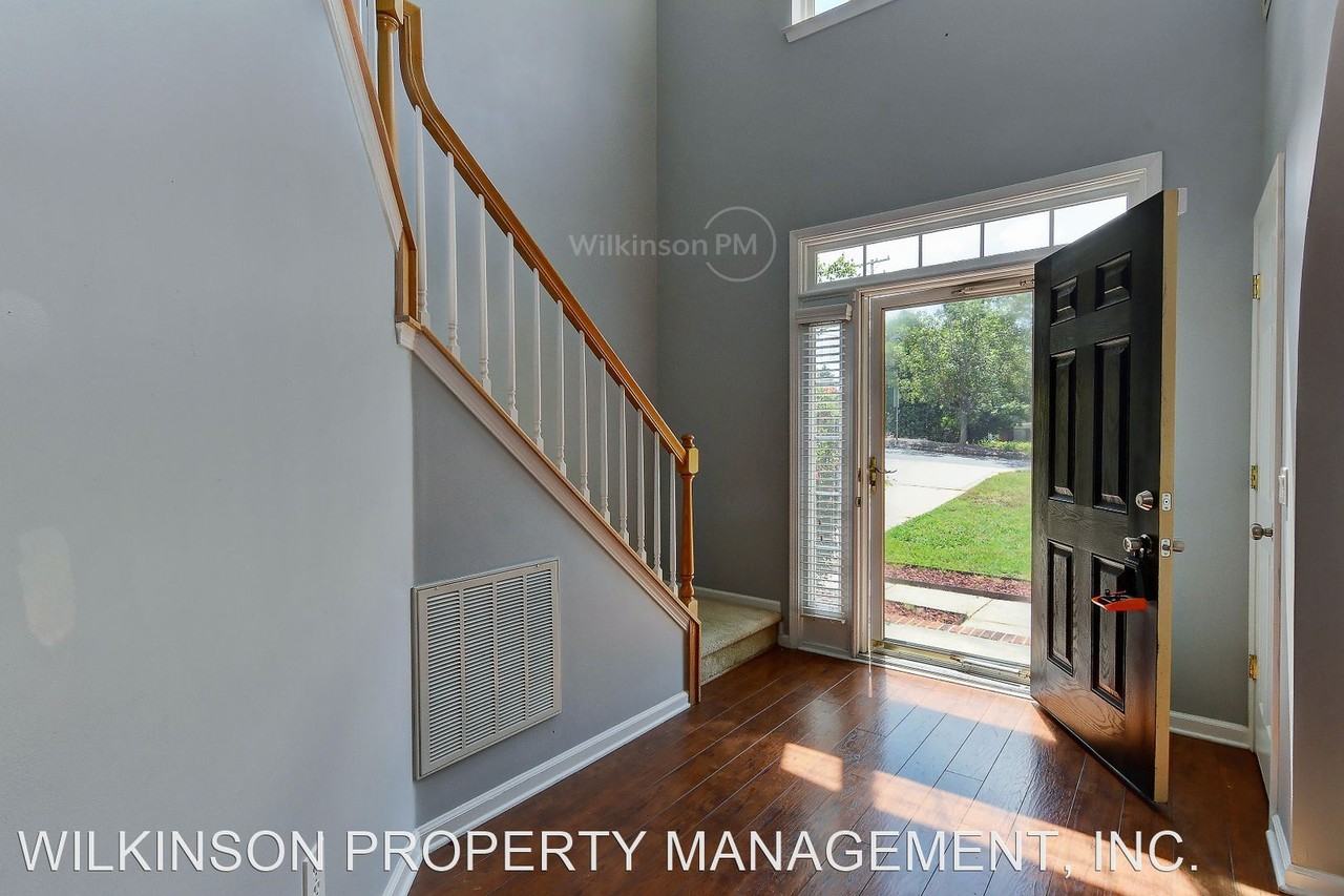 12529 Old Timber Rd - Photo 3 of 34