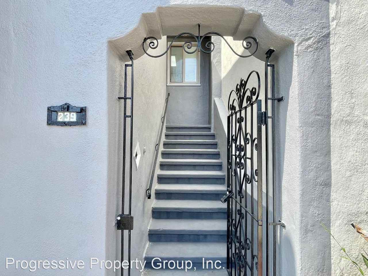 239 Mount Vernon Ave - Photo 2 of 23