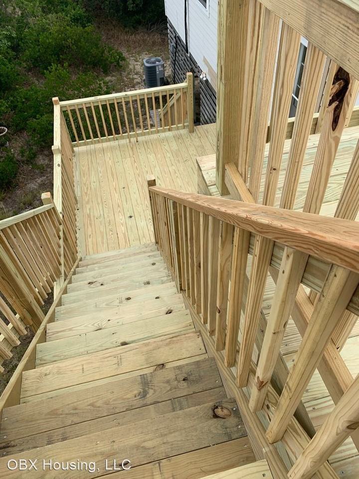 132 Bayberry Dr - Photo 3 of 13